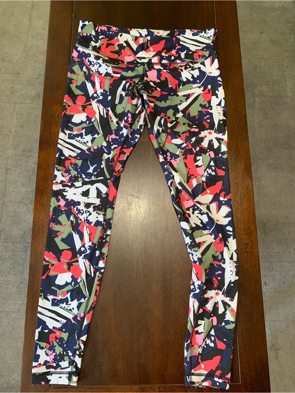 lululemon athletica Multicolor Abstract Print Leggings - Navy Base - Picture 2 of 4